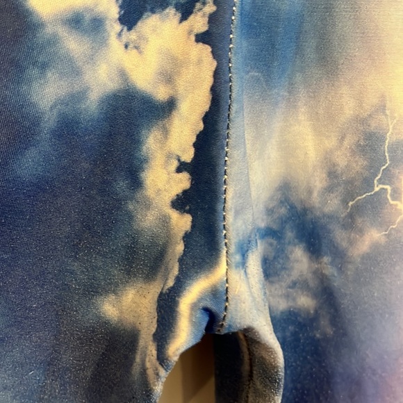 Silky leggings lightening design elastic waistband Sz m - Picture 6 of 6